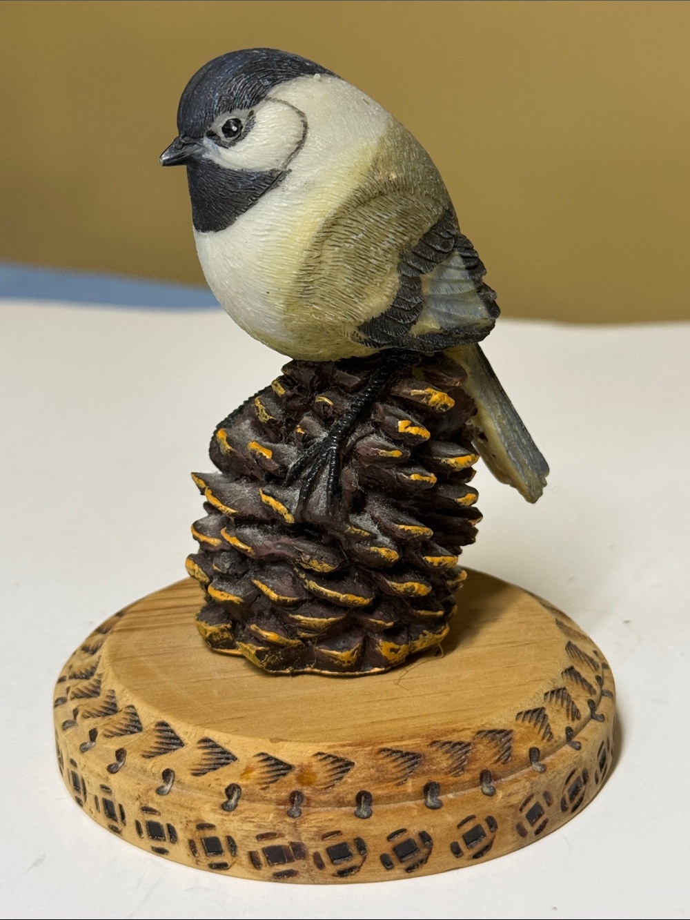 Carved Bird on Wood Platform Black-Capped Chickadee/Bird Signed Kenny Graves 5”